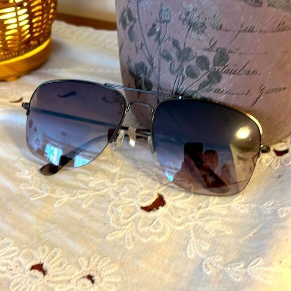 Joe Fresh NWOT aviator sunglasses - Picture 1 of 3